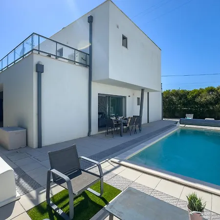 Vila Por Do Soleil
